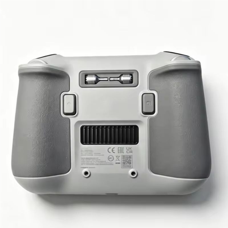شاشة FHD مقاس 5.5 بوصة مع جهاز - مراجعة Dji Drone Air 3 وسعره